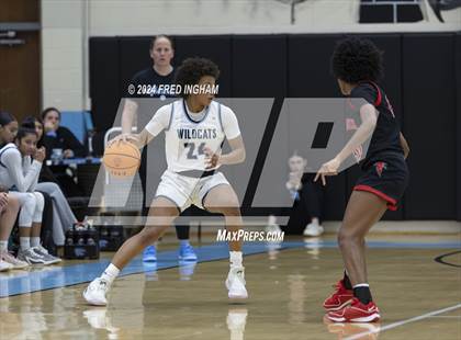 Thumbnail 2 in James Madison vs Centreville (VHSL Region D Semifinal) photogallery.