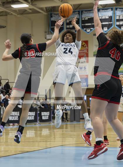 Thumbnail 3 in James Madison vs Centreville (VHSL Region D Semifinal) photogallery.