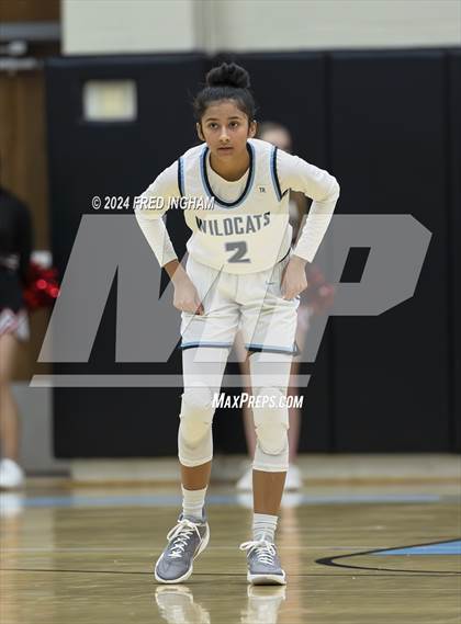 Thumbnail 2 in James Madison vs Centreville (VHSL Region D Semifinal) photogallery.