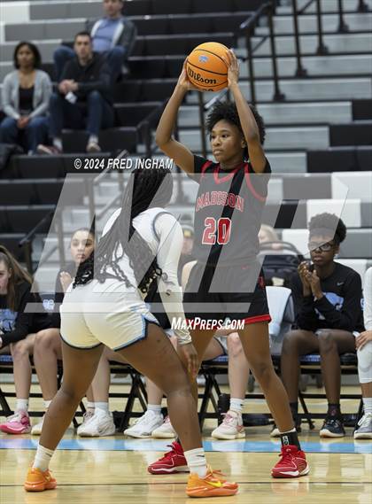Thumbnail 2 in James Madison vs Centreville (VHSL Region D Semifinal) photogallery.