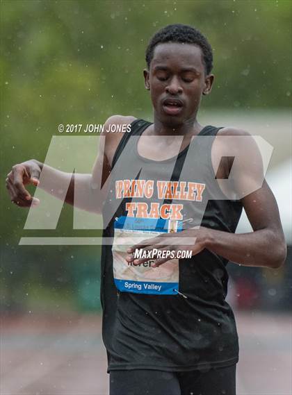 Thumbnail 2 in 50th Annual Loucks Games (Men's 400 Meter Dash) photogallery.