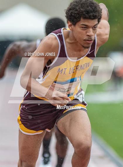 Thumbnail 1 in 50th Annual Loucks Games (Men's 400 Meter Dash) photogallery.