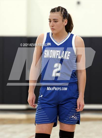 Thumbnail 2 in Snowflake vs. Page (AIA 3A Final) photogallery.