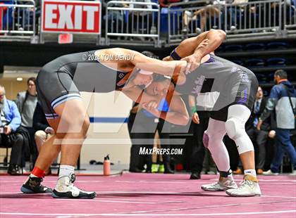 Thumbnail 1 in UIL 5A/6A State Championships - 3rd-5th place finals photogallery.