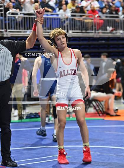 Thumbnail 3 in UIL 5A/6A State Championships - 3rd-5th place finals photogallery.