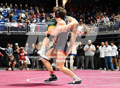Thumbnail 2 in UIL 5A/6A State Championships - 3rd-5th place finals photogallery.