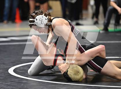 Thumbnail 2 in UIL 5A/6A State Championships - 3rd-5th place finals photogallery.