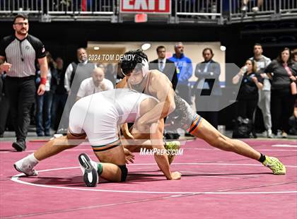 Thumbnail 3 in UIL 5A/6A State Championships - 3rd-5th place finals photogallery.