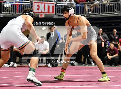 Thumbnail 1 in UIL 5A/6A State Championships - 3rd-5th place finals photogallery.