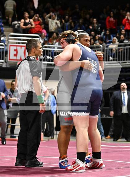 Thumbnail 2 in UIL 5A/6A State Championships - 3rd-5th place finals photogallery.
