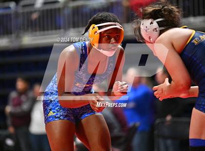 Thumbnail 3 in UIL 5A/6A State Championships - 3rd-5th place finals photogallery.