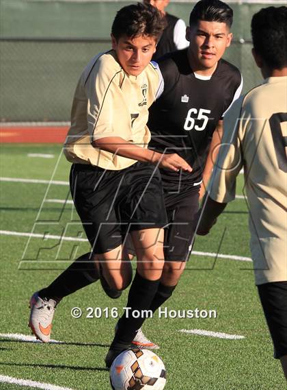 Thumbnail 2 in Northview vs Nogales photogallery.