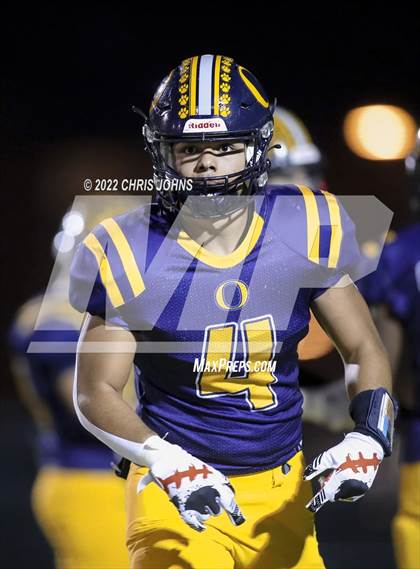 Thumbnail 3 in Edwardsville vs. O'Fallon (IHSA 8A First Round Playoff) photogallery.