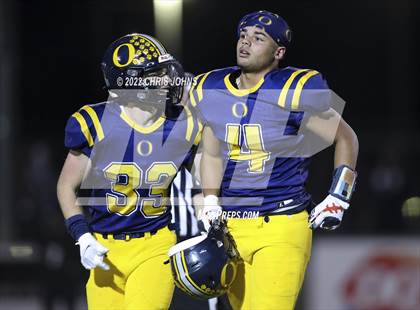 Thumbnail 3 in Edwardsville vs. O'Fallon (IHSA 8A First Round Playoff) photogallery.