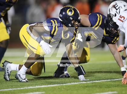 Thumbnail 1 in Edwardsville vs. O'Fallon (IHSA 8A First Round Playoff) photogallery.