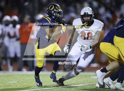 Thumbnail 1 in Edwardsville vs. O'Fallon (IHSA 8A First Round Playoff) photogallery.