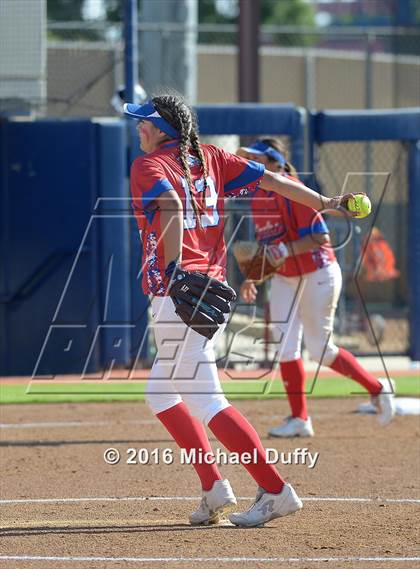 Thumbnail 2 in Firebaugh vs. Caruthers (CIF CS  D5 Final) photogallery.