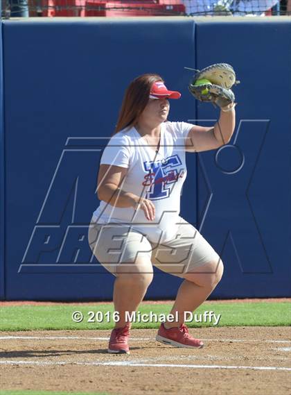 Thumbnail 2 in Firebaugh vs. Caruthers (CIF CS  D5 Final) photogallery.