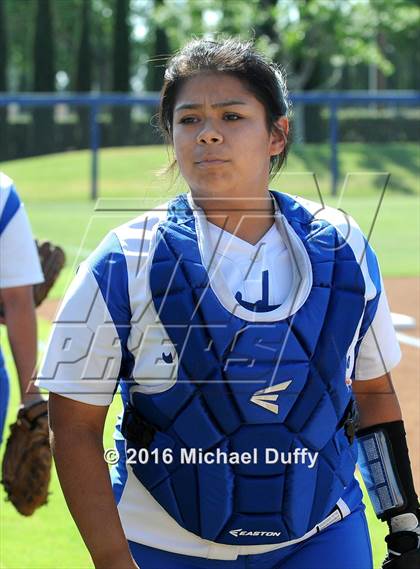 Thumbnail 2 in Firebaugh vs. Caruthers (CIF CS  D5 Final) photogallery.