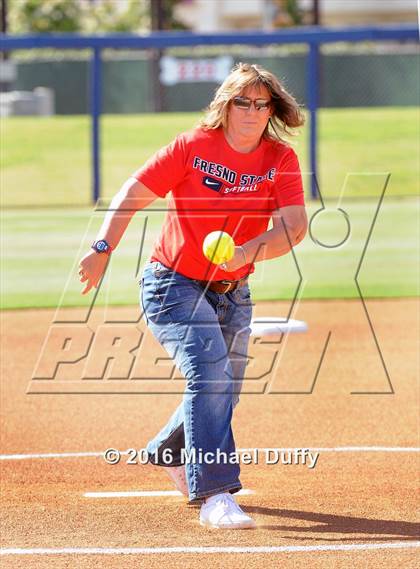 Thumbnail 3 in Firebaugh vs. Caruthers (CIF CS  D5 Final) photogallery.