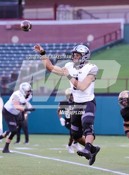 Thumbnail 1 in Abilene vs. Guyer (UIL 6A Division II Region Playoff) photogallery.