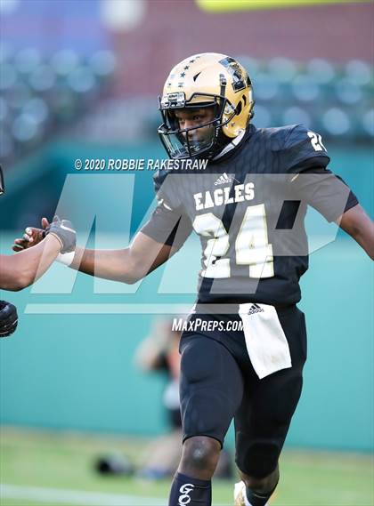 Thumbnail 3 in Abilene vs. Guyer (UIL 6A Division II Region Playoff) photogallery.