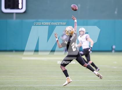 Thumbnail 1 in Abilene vs. Guyer (UIL 6A Division II Region Playoff) photogallery.