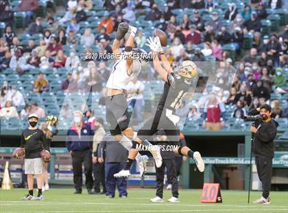 Thumbnail 2 in Abilene vs. Guyer (UIL 6A Division II Region Playoff) photogallery.