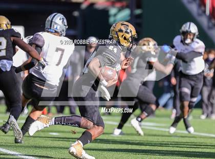Thumbnail 3 in Abilene vs. Guyer (UIL 6A Division II Region Playoff) photogallery.