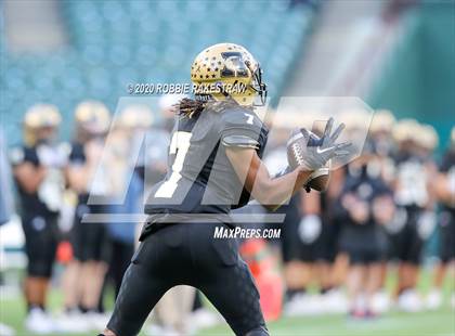 Thumbnail 1 in Abilene vs. Guyer (UIL 6A Division II Region Playoff) photogallery.