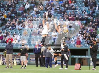 Thumbnail 3 in Abilene vs. Guyer (UIL 6A Division II Region Playoff) photogallery.