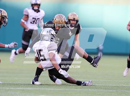 Thumbnail 2 in Abilene vs. Guyer (UIL 6A Division II Region Playoff) photogallery.