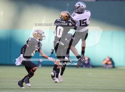 Thumbnail 3 in Abilene vs. Guyer (UIL 6A Division II Region Playoff) photogallery.