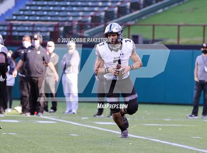 Thumbnail 1 in Abilene vs. Guyer (UIL 6A Division II Region Playoff) photogallery.