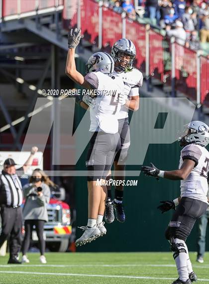 Thumbnail 2 in Abilene vs. Guyer (UIL 6A Division II Region Playoff) photogallery.