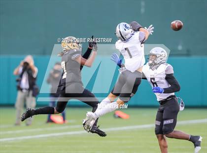 Thumbnail 1 in Abilene vs. Guyer (UIL 6A Division II Region Playoff) photogallery.