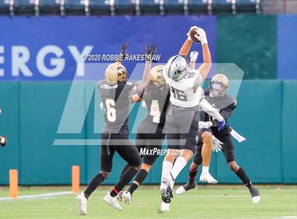 Thumbnail 2 in Abilene vs. Guyer (UIL 6A Division II Region Playoff) photogallery.