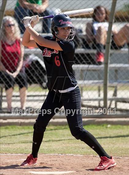 Thumbnail 1 in Glendora @ Etiwanda photogallery.