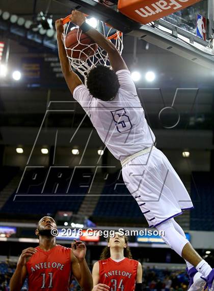 Thumbnail 2 in Sacramento vs Antelope (CIF SJS D2 Final) photogallery.