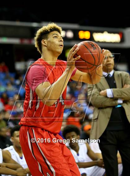 Thumbnail 2 in Sacramento vs Antelope (CIF SJS D2 Final) photogallery.