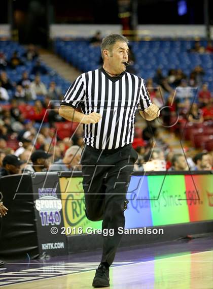 Thumbnail 2 in Sacramento vs Antelope (CIF SJS D2 Final) photogallery.