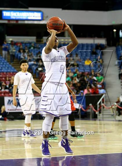 Thumbnail 2 in Sacramento vs Antelope (CIF SJS D2 Final) photogallery.