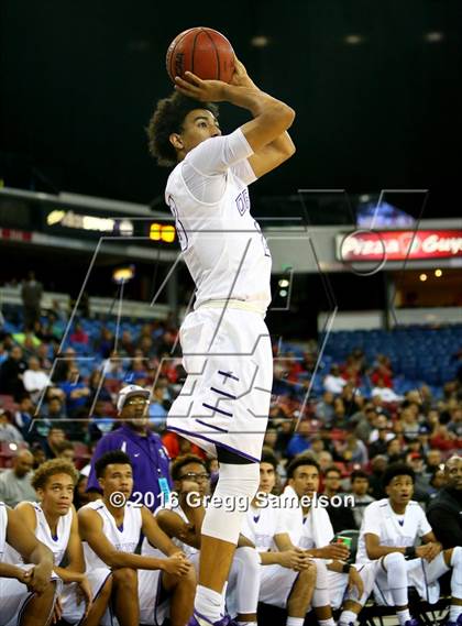 Thumbnail 2 in Sacramento vs Antelope (CIF SJS D2 Final) photogallery.