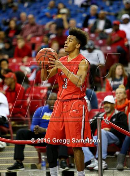 Thumbnail 2 in Sacramento vs Antelope (CIF SJS D2 Final) photogallery.