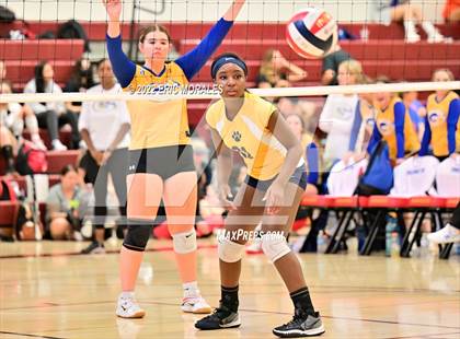 Thumbnail 3 in Grossmont vs Morse (Monte Vista Invitational) photogallery.
