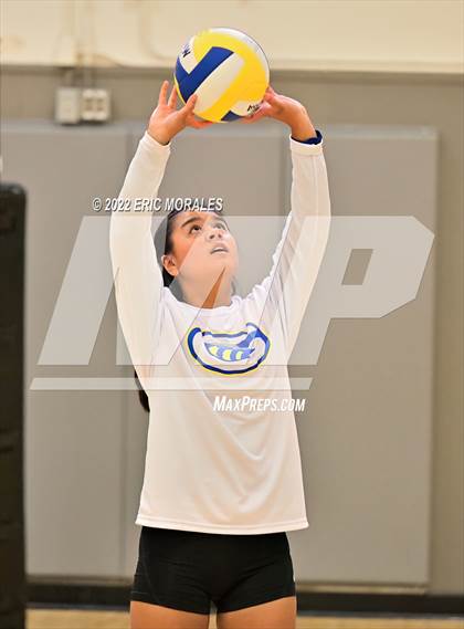 Thumbnail 2 in Grossmont vs Morse (Monte Vista Invitational) photogallery.