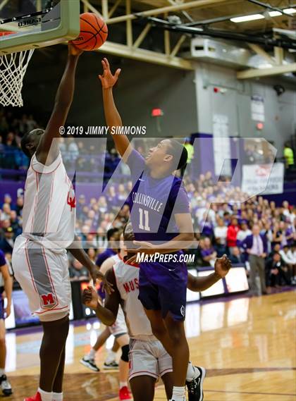 Thumbnail 2 in Collinsville vs. Mundelein (Prairie Farms Holiday Classic Championship) photogallery.