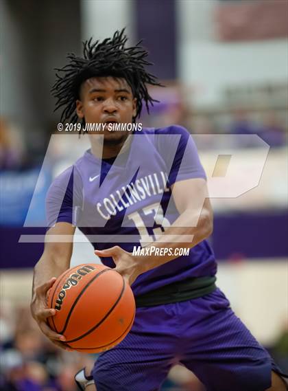 Thumbnail 2 in Collinsville vs. Mundelein (Prairie Farms Holiday Classic Championship) photogallery.