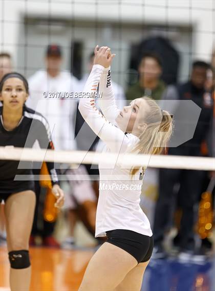 Thumbnail 2 in Central vs. Buchanan (CIF CS D1 Final) photogallery.