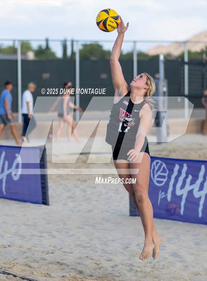 Thumbnail 3 in Williams Field vs. Desert Vista (AIA 6A Pairs D-I RD2) photogallery.